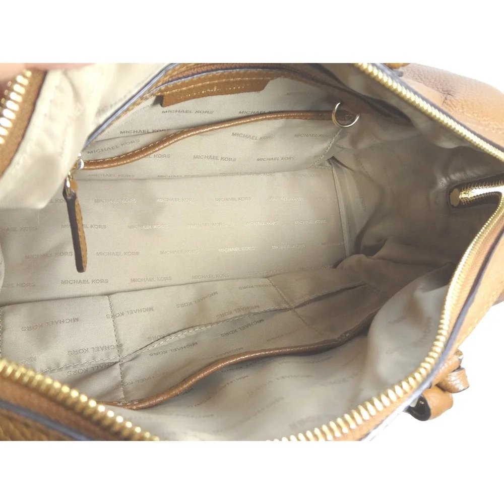 Michael Kors Mercer Medium Duffel Satchel Shoulder Bag Pebbled Leather Camel - Picture 7 of 8